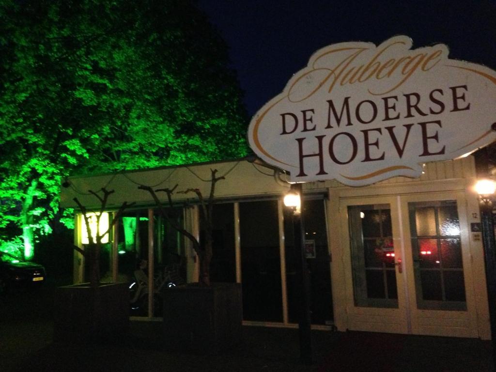 Auberge De Moerse Hoeve Bagian luar foto